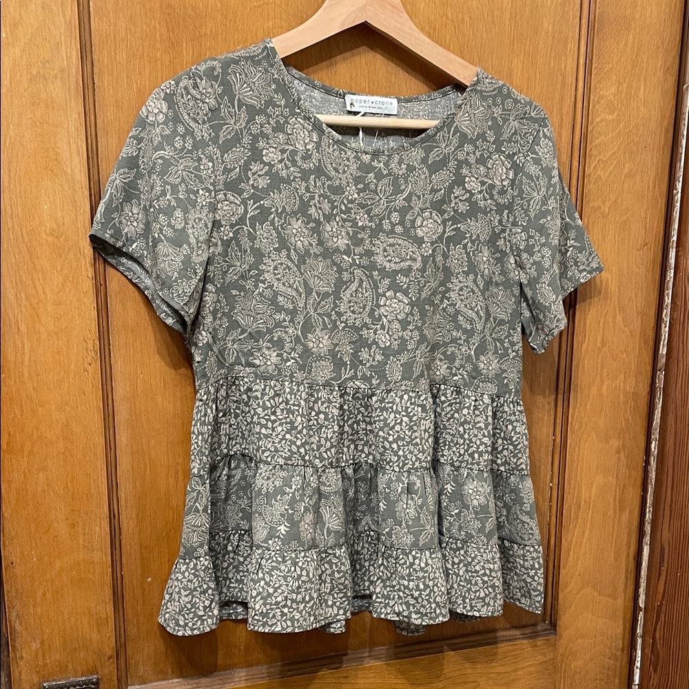 a new day Gray Floral Tiered Blouse